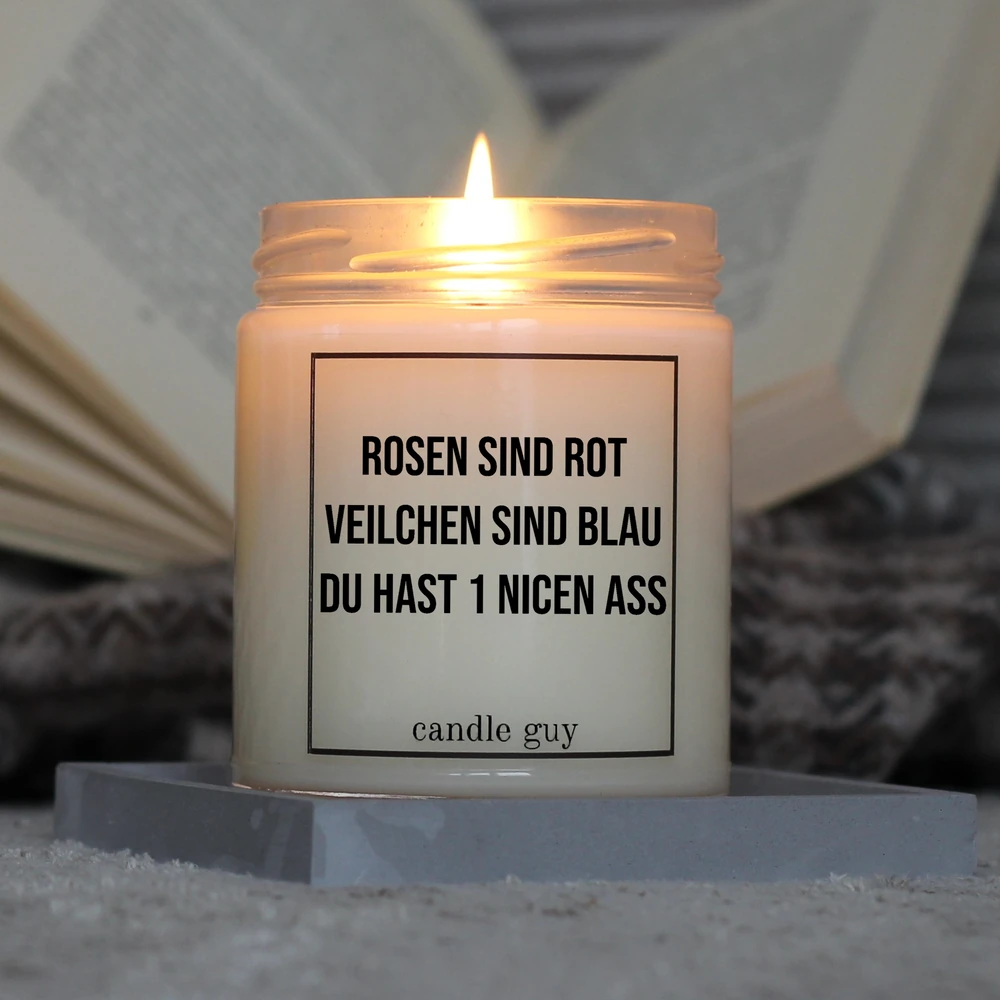 candle guy Duftkerze | Rosen sind rot Veilchen sind blau Du hast 1 nicen ass – Bild 3